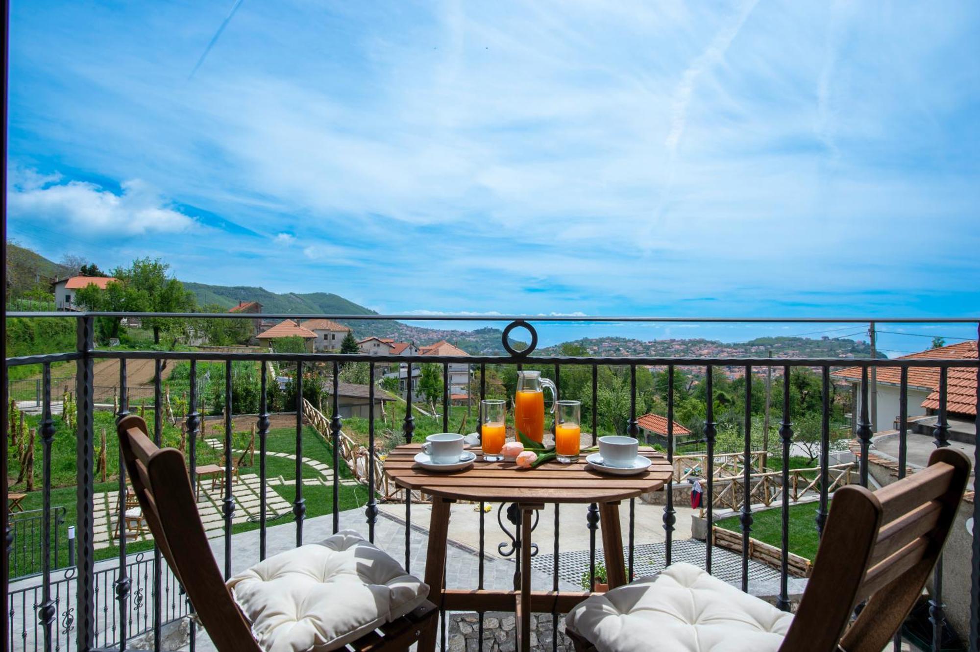 Il Vigneto Di Nonno Pietro Bed and Breakfast Agerola Exteriör bild